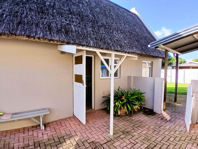 6 Bedroom Property for Sale in Stilbaai Wes Western Cape